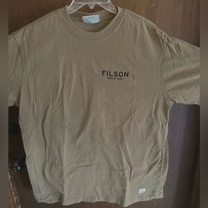 Filson tshirt. Size large.